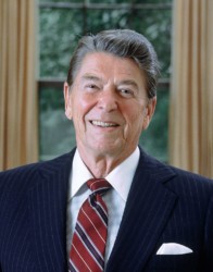 Portrait officiel de Ronald Reagan (1985).