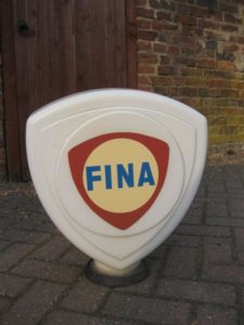 Globe blanc avec petit logo FINA