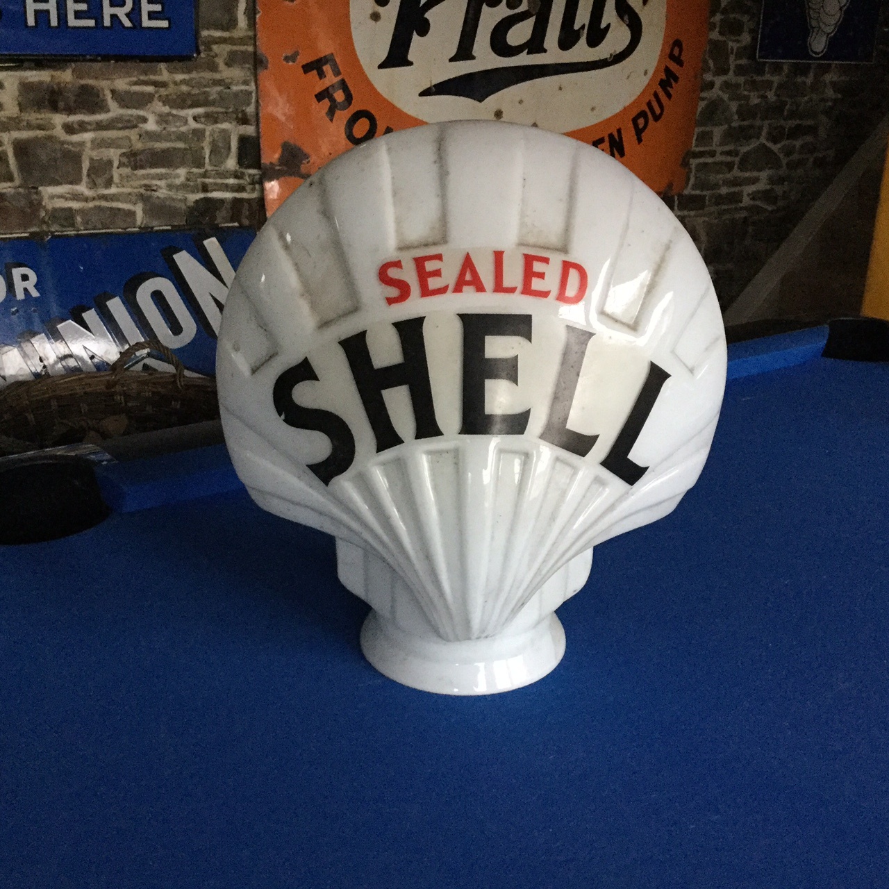 Globe "SEALED" (scellé) Shell en forme de coquille
