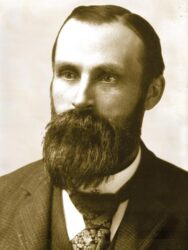 Portrait de John Froelich (1849 - 1933) inventeur américain du tracteur Froelich