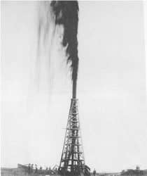 Puits de pétrole de Spindletop Hill en 1901 (© Wikipédia)