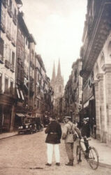 Rue Port Neuf, Bayonne 1926 (© paysbasqueavant.blogspot.com)