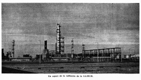 Un aspect de la raffinerie de la S.A.M.I.R. (Maroc / 1961)