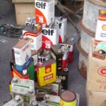 Bidons Elf, Total et Shell. Brocante Reims 2009