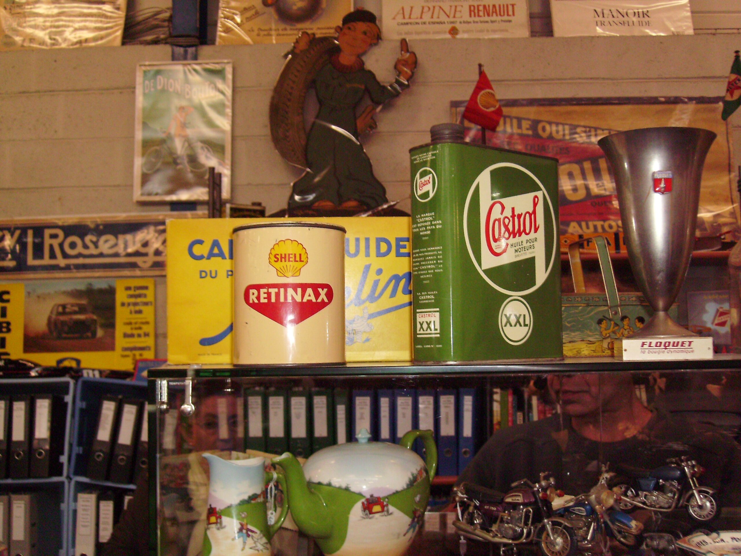 Bidon Retinax. Brocante Reims 2009