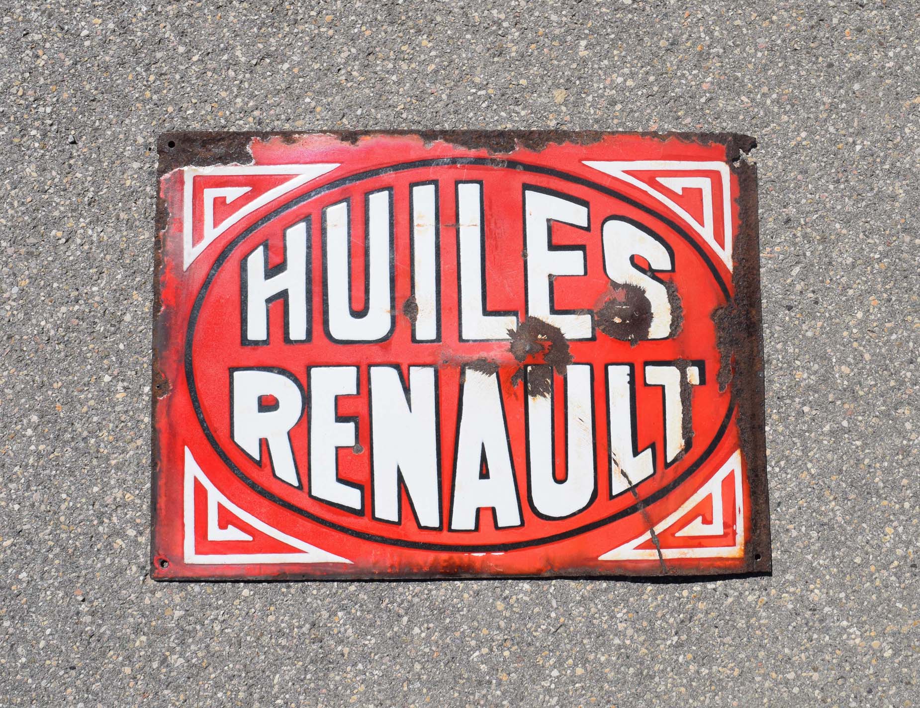 Plaque émaillée huiles Renault des années 1920