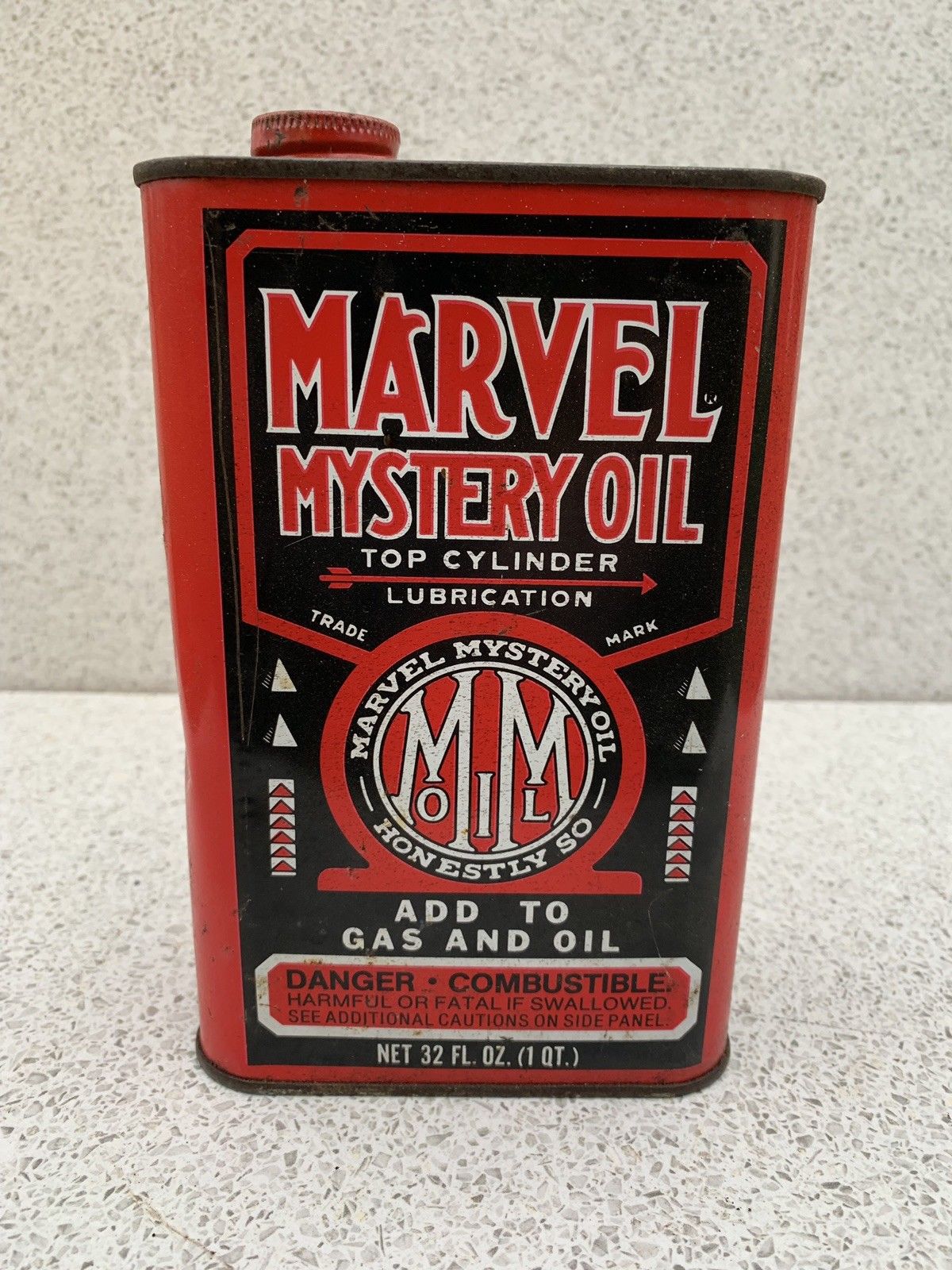 Bidon Marvel Mystery Oil (M M Oil)