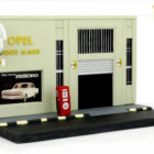 Le diorama du garage Opel pour miniatures au 1/43e neuf
