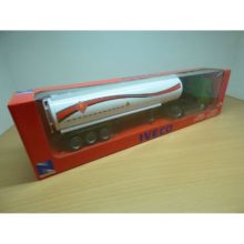 CAMION IVECO STRALIS VERT CITERNE 1/43