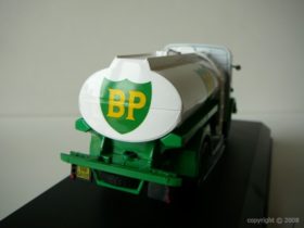 RENAULT CAMION CITERNE GALION BP 1960 1/43 NOREV