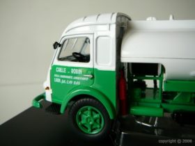 RENAULT CAMION CITERNE GALION BP 1960 1/43 NOREV