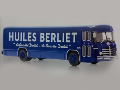 Modèle réduit "Huiles Berliet"