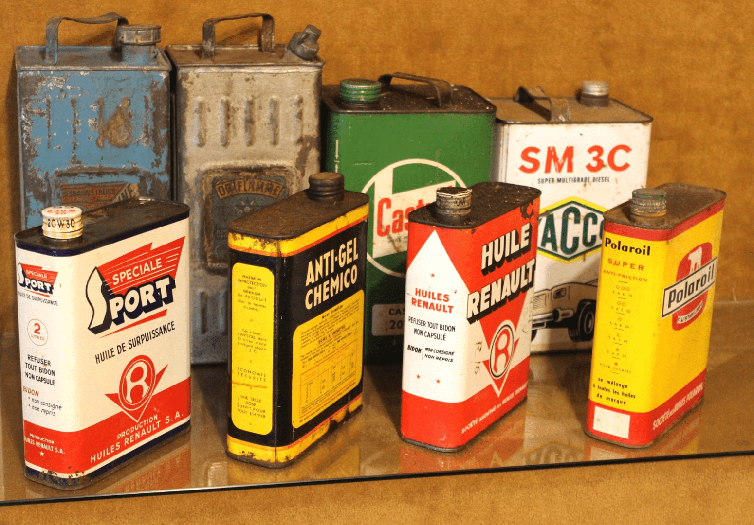 Lot Bidon d'huiles pour Automobiles