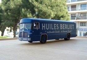 Camion atelier Huiles Berliet 1/43ème