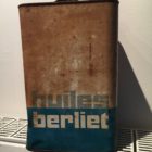 BIDON D'HUILE ANCIEN , BERLIET