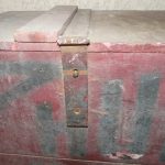 Ancienne caisse de bidons d'huile Renault