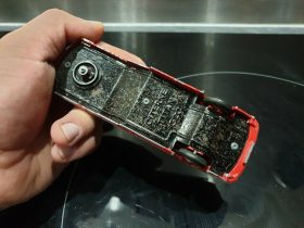 CAMION CITERNE ESSO par Dinky Toys