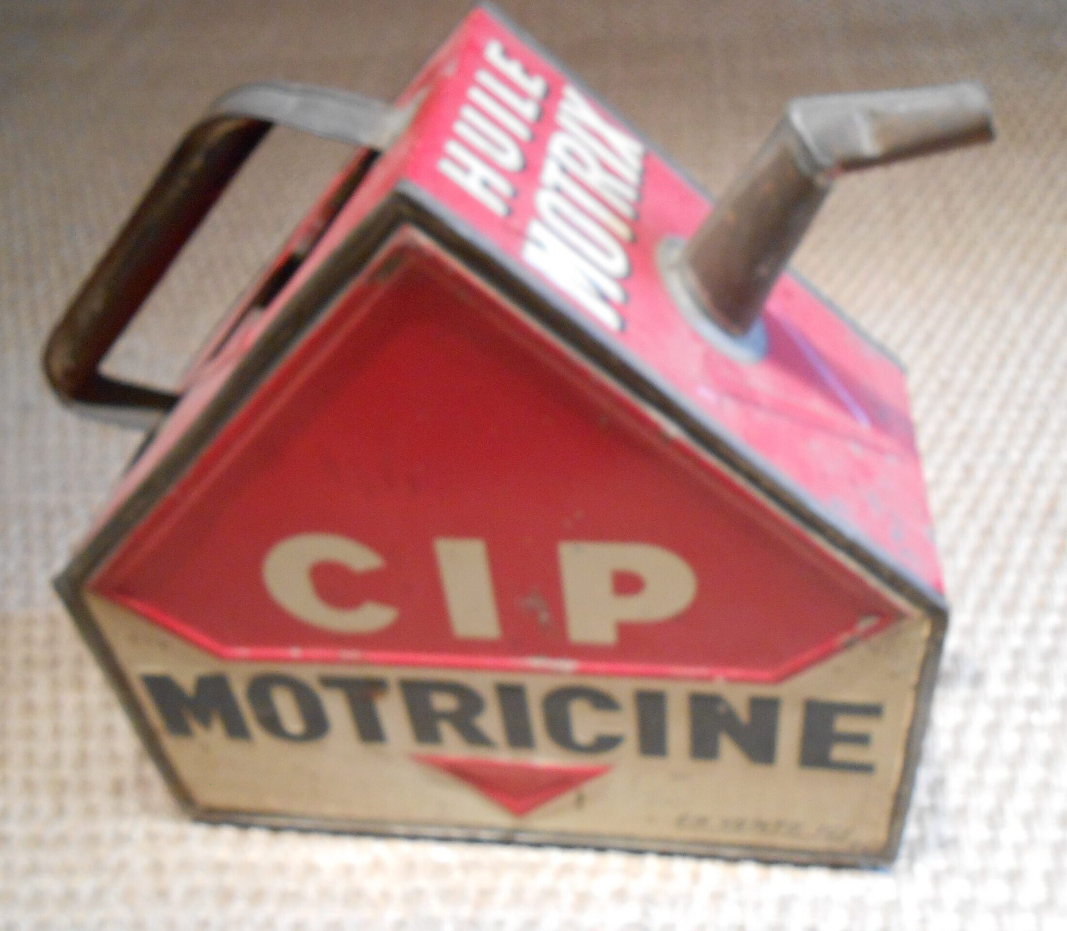 Bidon d'huile moteur "MOTRIX" forme originale