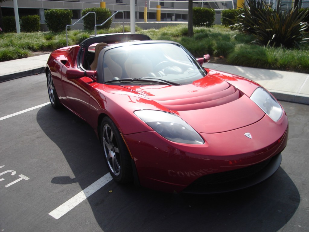 Prototype d'ingénierie Tesla Roadster chez Yahoo !.