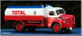 Berliet GLR 8 R 1957 citerne Total