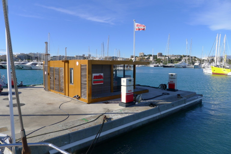 AVIA : port Vauban Antibes