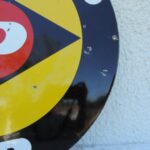 Plaque émaillée DUNLOP (Couleur noire) (© rouleetvintage.net)