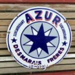 Rare plaque émaillée Azur Desmarais Frères (© plaquesemailleesanciennes.us)