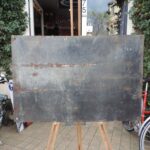 Plaque émaillée Castrol "En vente ici" (© rouleetvintage.net)