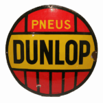 Plaque émaillée vintage Pneus DUNLOP (© vintagefrenchart.com
