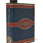 Bidon d'huile Bugatti GT (© artcurial.com)