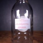 Bouteille d’huile moteur Castrol des années 1950 (© garageduvintage.com)