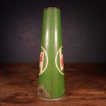 Bidon d'huile moteur conique Wakefield Castrol des années 1930 (© garageduvintage.com)