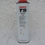 Bidons d'huiles « CASTROL TS » (© rouleetvintage.net)