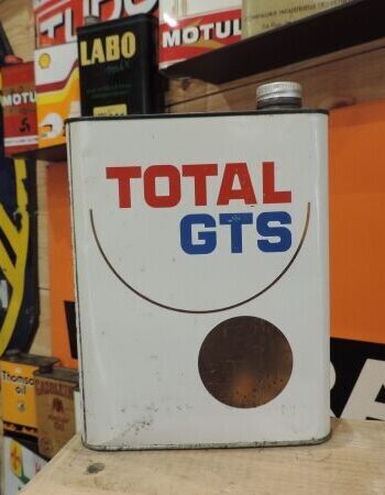 Bidon d'huile Total GTS (© rouleetvintage.net)