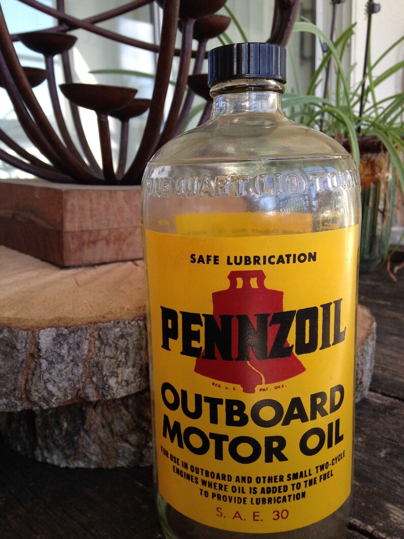 Bouteille d’huile moteur hors-bord PENNZOIL (© etsy.com)