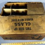 ÉTUI ANTIQUE BOUTEILLES D'HUILE MOTEUR PENNZOIL (17) POTS EN VERRE AMBRE PAPIER - QUELQUES ÉTIQUETTES (© ebay.com)