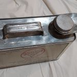 BOÎTE VINTAGE HUILE POLAIRE STANDARD DEMI-GALLON (© ebay.fr)