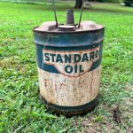 Ancien bidon de carburant de 5 gallons par STANDARD OIL COMPANY (© ebay.fr)
