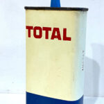 Burette d'huile TOTAL (© ebay.fr)
