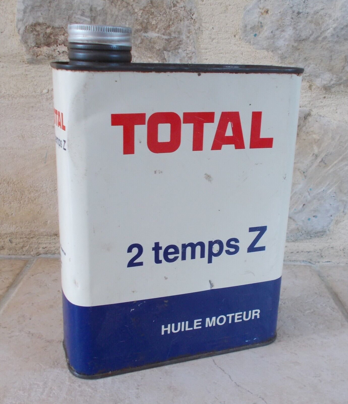 Ancien Bidon d'Huile TOTAL 2 temps Z (© ebay.fr)