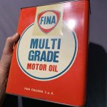 Bidon d'huile multi grade FINA (© ebay.fr)
