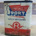 BIDON D'HUILE ANCIEN / RENAULT SPECIAL SPORT (© ebay.fr)