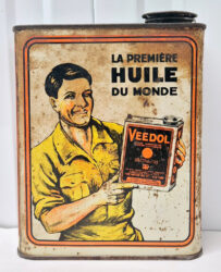 Bidon d'huile Veedol « 4 demi-fluide légère » (© passion-automobilia.com)
