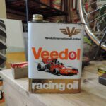 Bidon d'huile Veedol Racing Oil (© rouleetvintage.net)