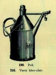 "arrosoir" pour pétrole (© orlenbenzina.cz)