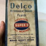 Liquide de frein Delco « super 9 » (© ebay.fr)
