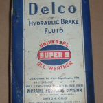 Liquide de frein Delco « super 9 » (autre exemplaire) (© ebay.fr)