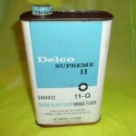 Liquide de frein Delco « Supreme 11 » (© ebay.fr)