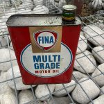 Bidon d'huile MULTI GRADE (2) (© FINA)