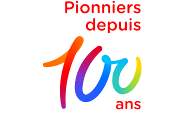Logo "TotalEnergies, pionniers depuis cent ans" (© Totalenergies.com)
